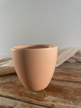 Last inn bildet i Galleri-visningsprogrammet, Kopp uten hank, pastellfarger.