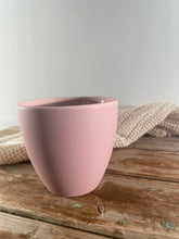 Last inn bildet i Galleri-visningsprogrammet, Kopp uten hank, pastellfarger.