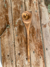 Last inn bildet i Galleri-visningsprogrammet, Tresleiv i oliventre
